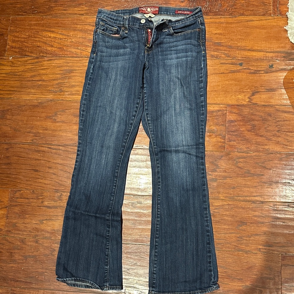 Lucky size 6